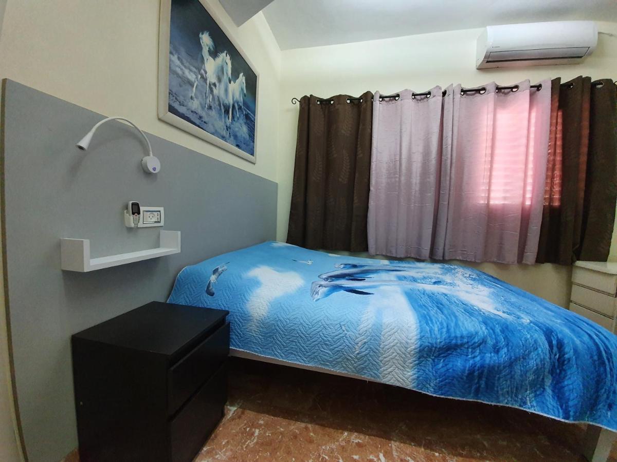 Ezore Yam Apartmens - Elmali'Akh St. 4 Bat Yam Esterno foto