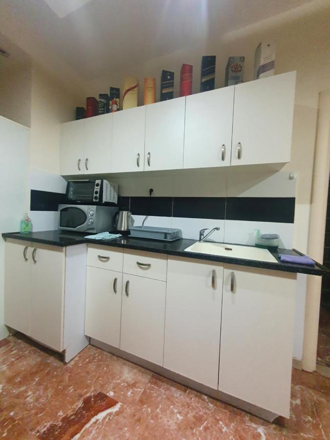 Ezore Yam Apartmens - Elmali'Akh St. 4 Bat Yam Esterno foto