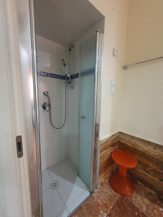Ezore Yam Apartmens - Elmali'Akh St. 4 Bat Yam Esterno foto