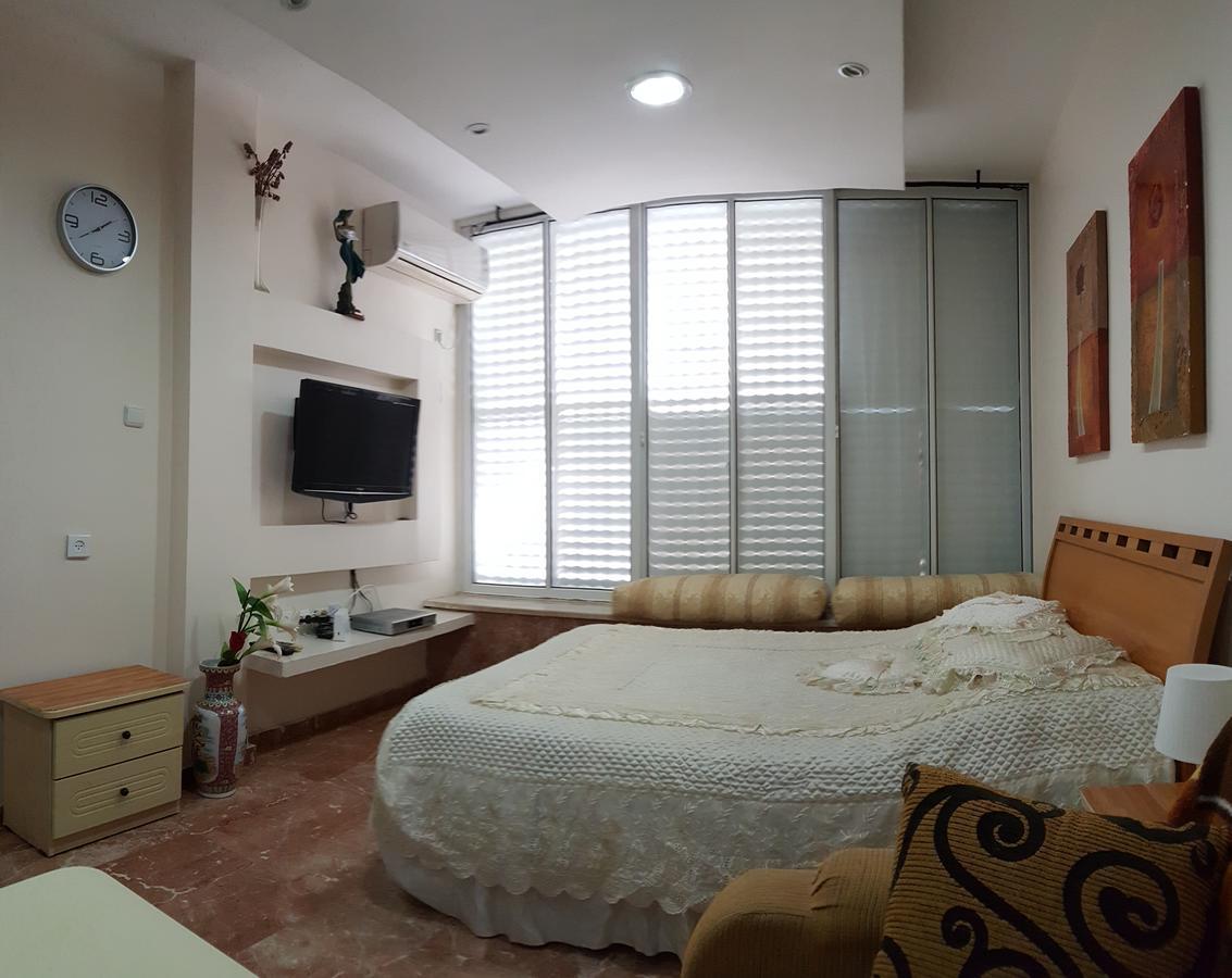 Ezore Yam Apartmens - Elmali'Akh St. 4 Bat Yam Esterno foto